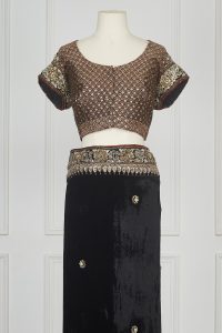 Black embroidered sari set by Sabyasachi (4)