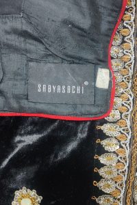 Black embroidered sari set by Sabyasachi (5)