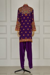 Purple embroidered kurta set by Abu Jani Sandeep Khosla (3)