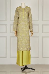 Yellow embroidered kurta set by Anamika Khanna (2)