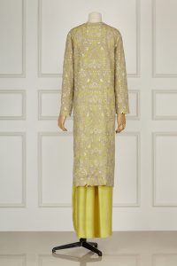 Yellow embroidered kurta set by Anamika Khanna (3)