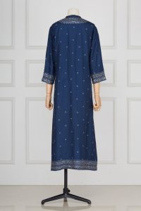 Blue sequin embellished kurta set by Kora (3)