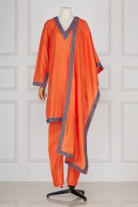 Orange embroidered kurta set by Abu Jani Sandeep Khosla (1)