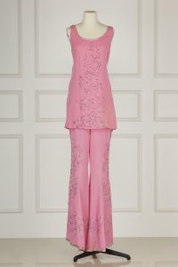Pink stone studded cape kurta set by Suneet Varma (3)