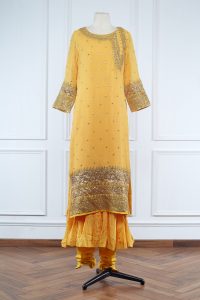 Yellow gota embroidered kurta set (2)