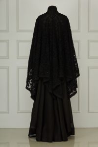 Black floral embroidered cape set by Anamika Khanna (2)