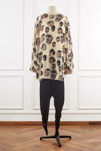 Neutral face printed top (1)